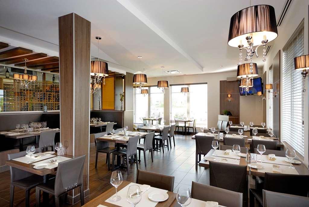 Imperia Hotel Et Suites Terrebonne Restoran gambar