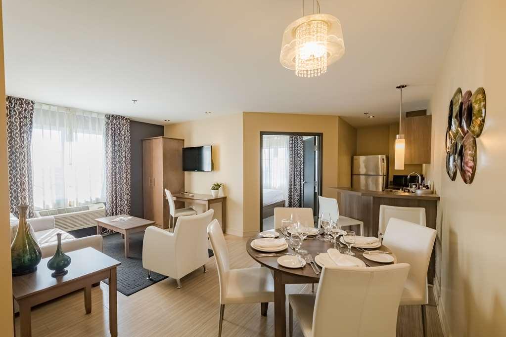Imperia Hotel Et Suites Terrebonne Bilik gambar