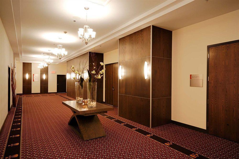 Imperia Hotel Et Suites Terrebonne Luaran gambar