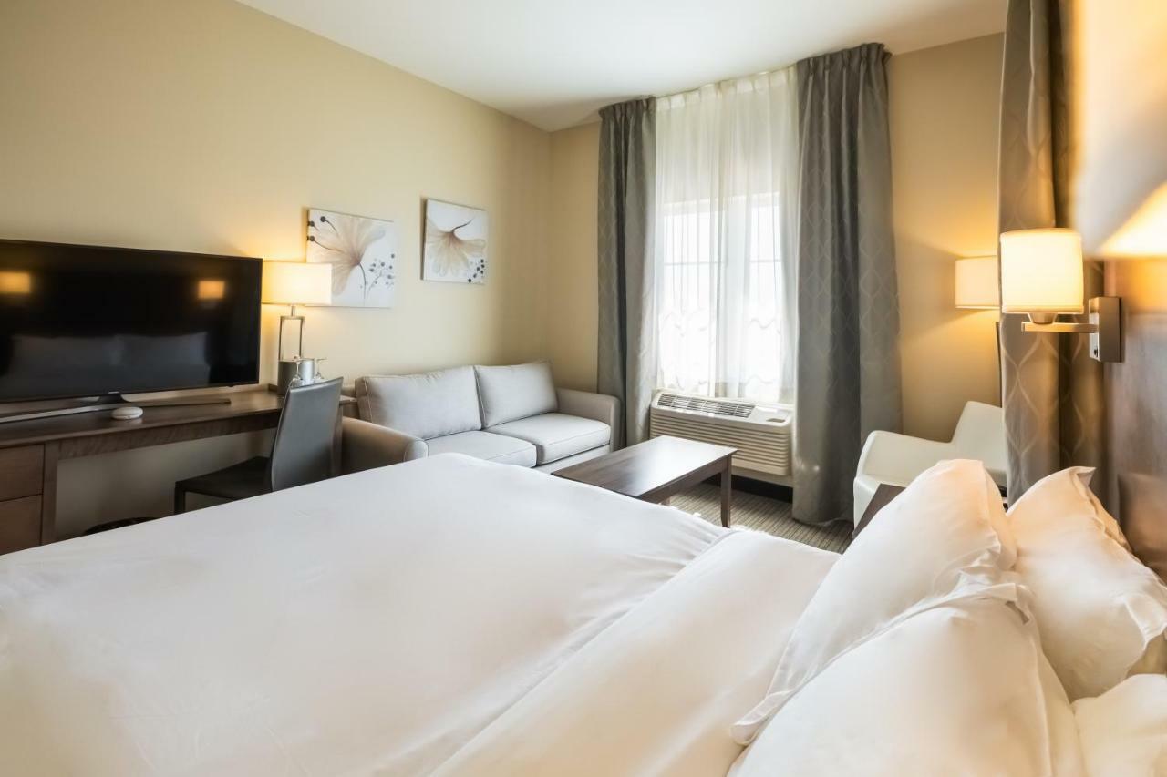 Imperia Hotel Et Suites Terrebonne Luaran gambar